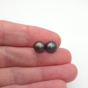925 Sterling Silver Cute Dark Pearl Stud Earrings A190